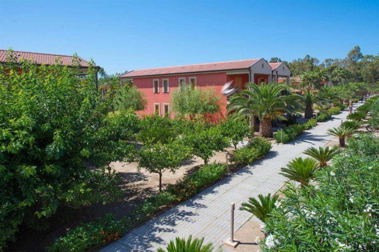Voi Baia Di Tindari Resort Фурнари Экстерьер фото