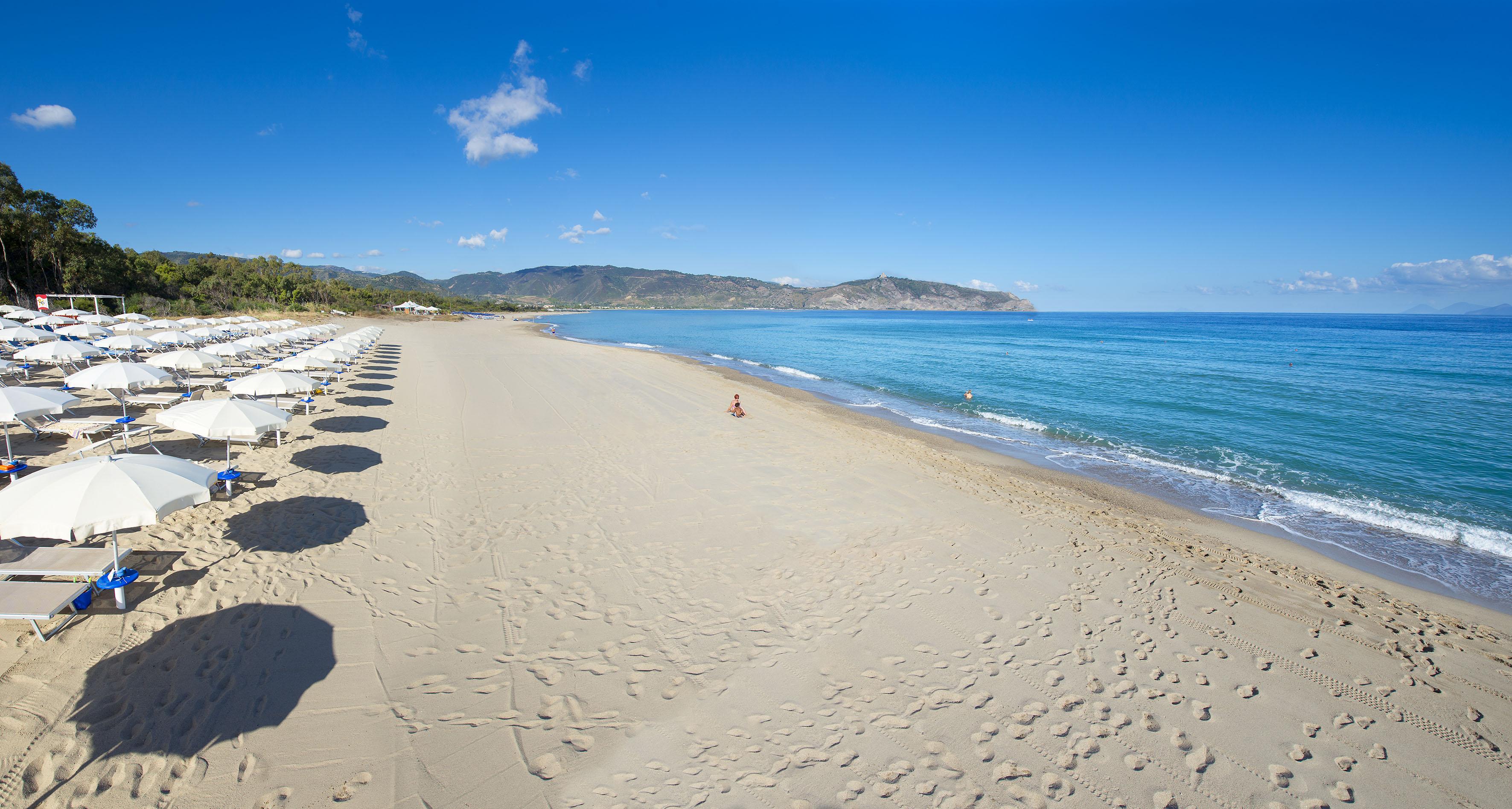 Voi Baia Di Tindari Resort Фурнари Экстерьер фото
