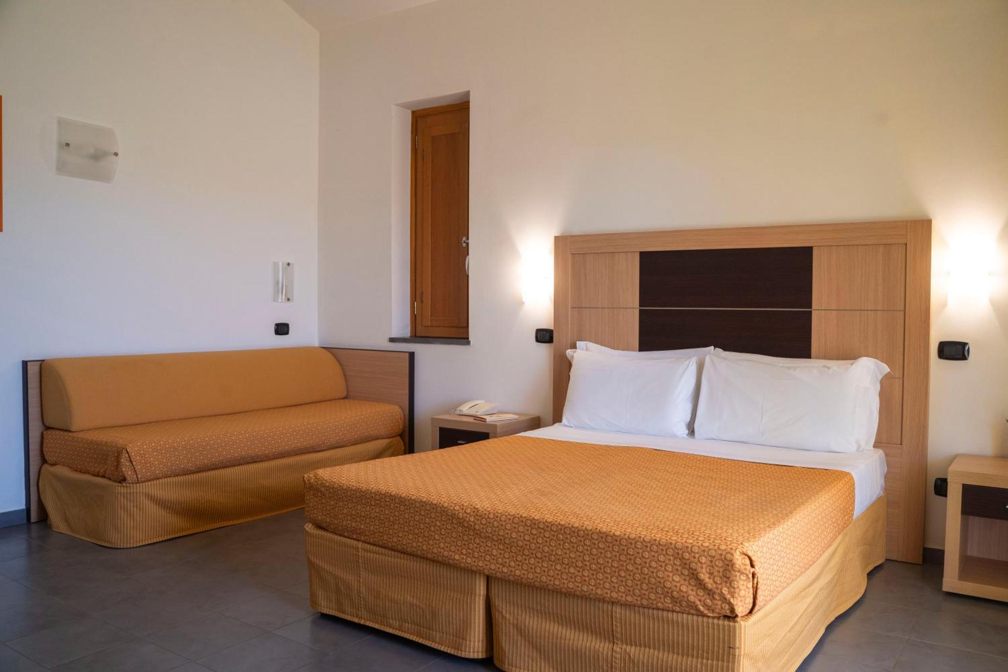 Voi Baia Di Tindari Resort Фурнари Экстерьер фото
