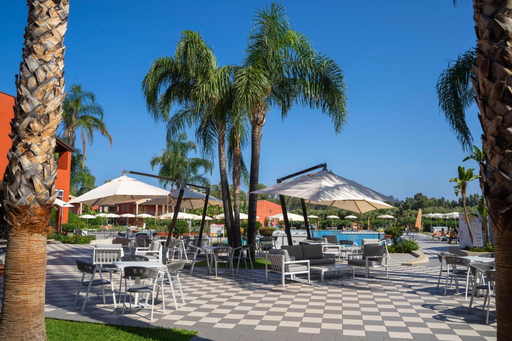 Voi Baia Di Tindari Resort Фурнари Экстерьер фото