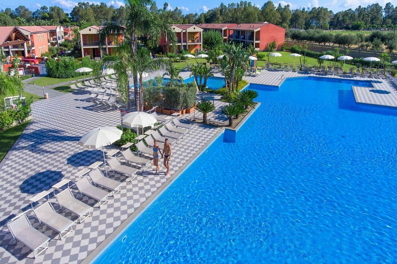 Voi Baia Di Tindari Resort Фурнари Экстерьер фото